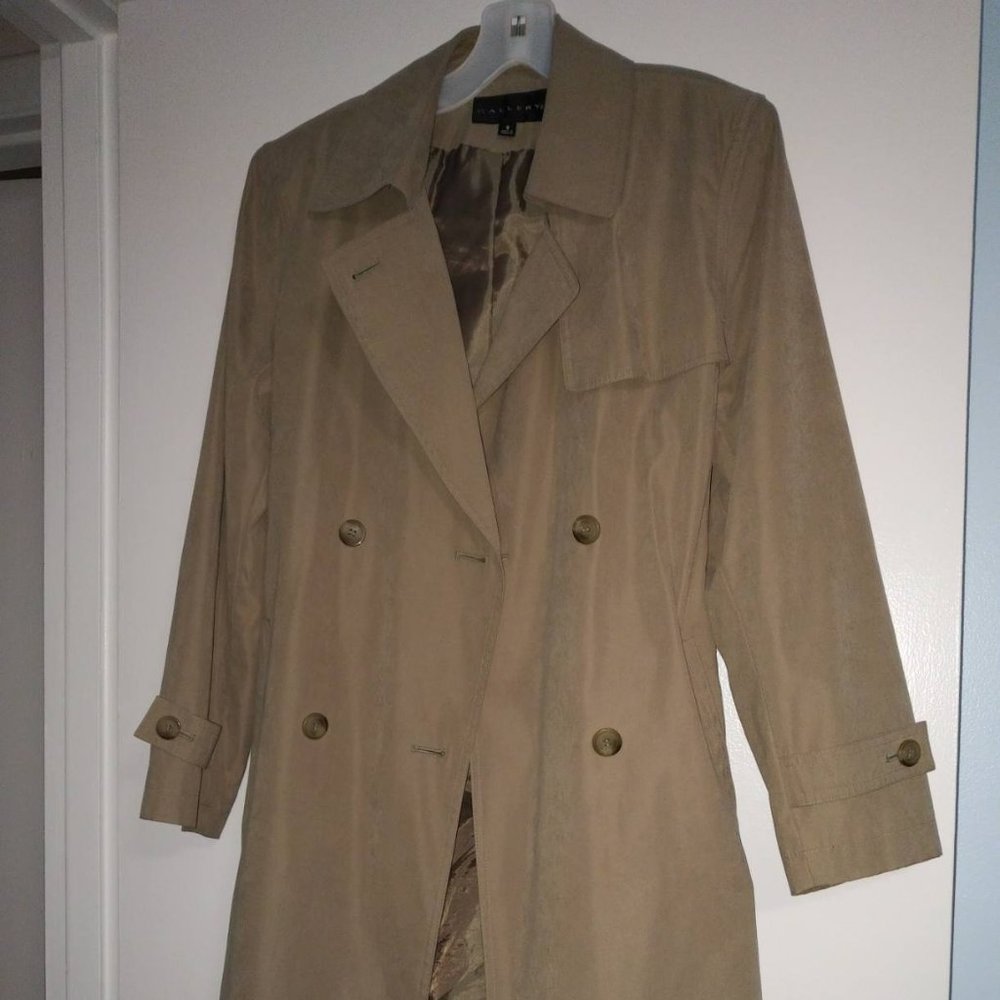 Women's beige trench jacket